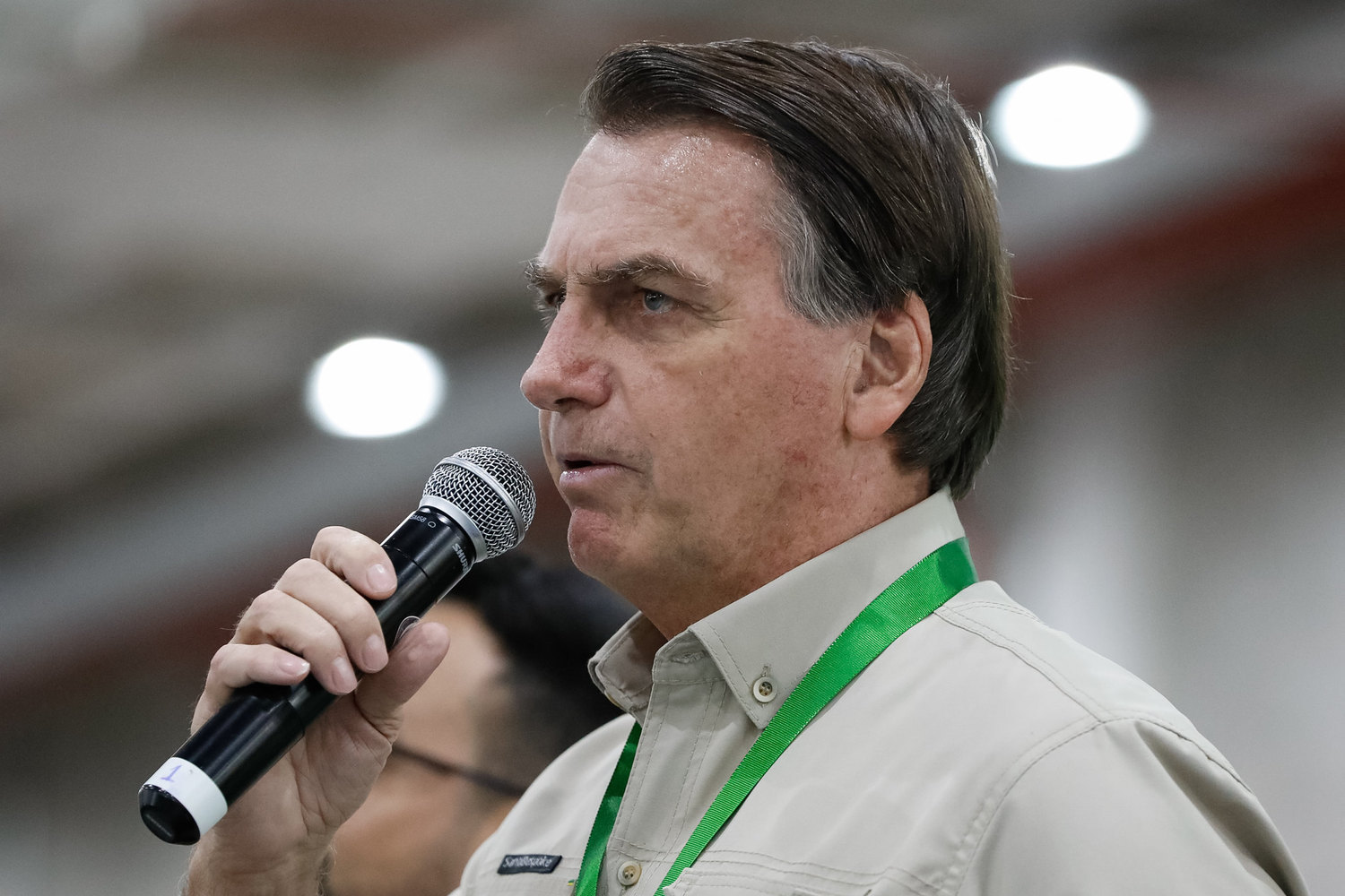 Bolsonaro critica violência em protesto: ‘Nunca foi por saúde ou democracia, sempre foi pelo poder’