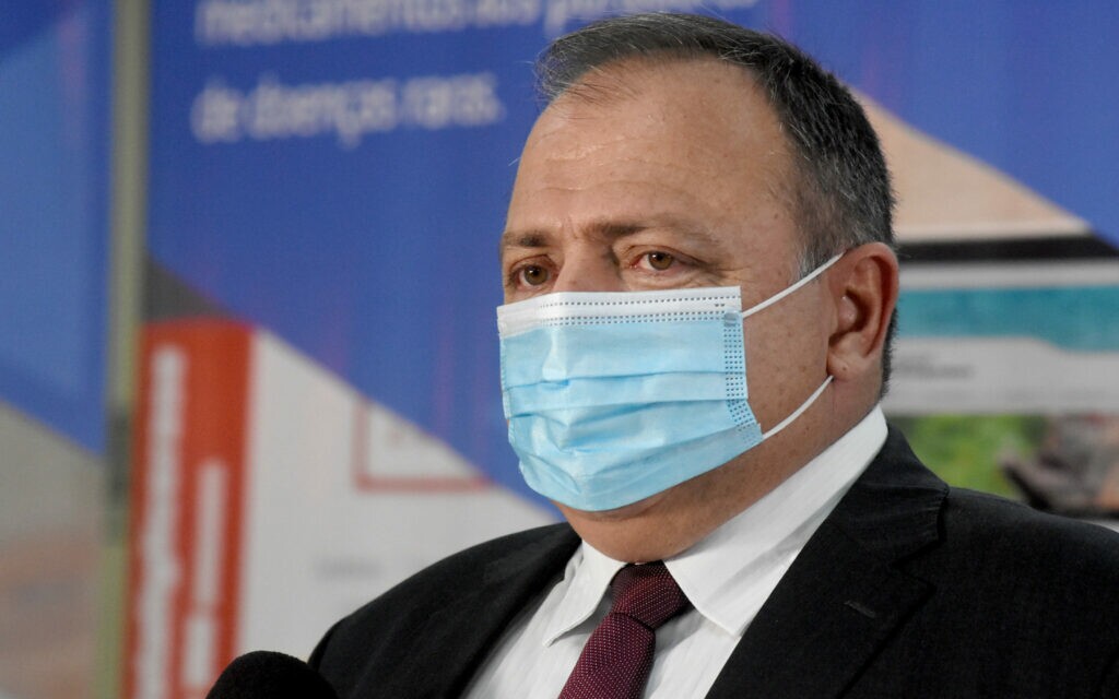 CPI: Pazuello pretende responder todas as questões, diz advogado