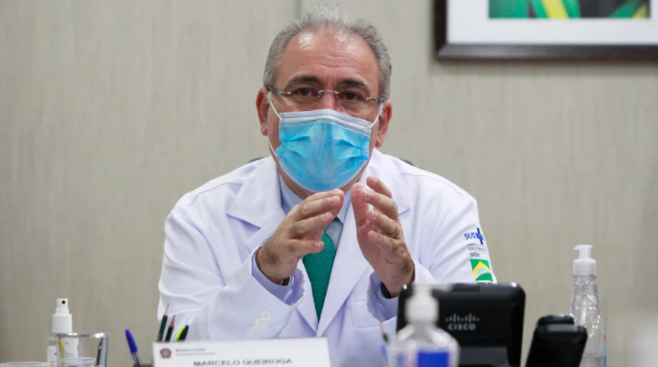 Queiroga diz que passaporte de vacinação não ajuda em nada