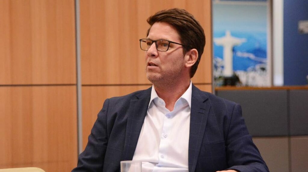 Frias critica uso da Lei Aldir Blanc em projeto de temática LGBTQI+