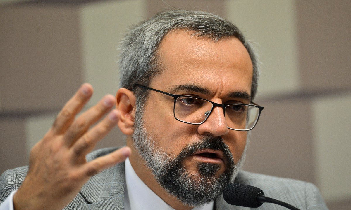 Após sua performance em pesquisa para o governo de SP, Weintraub afirma: “Apareceu a razão de tantos ataques”