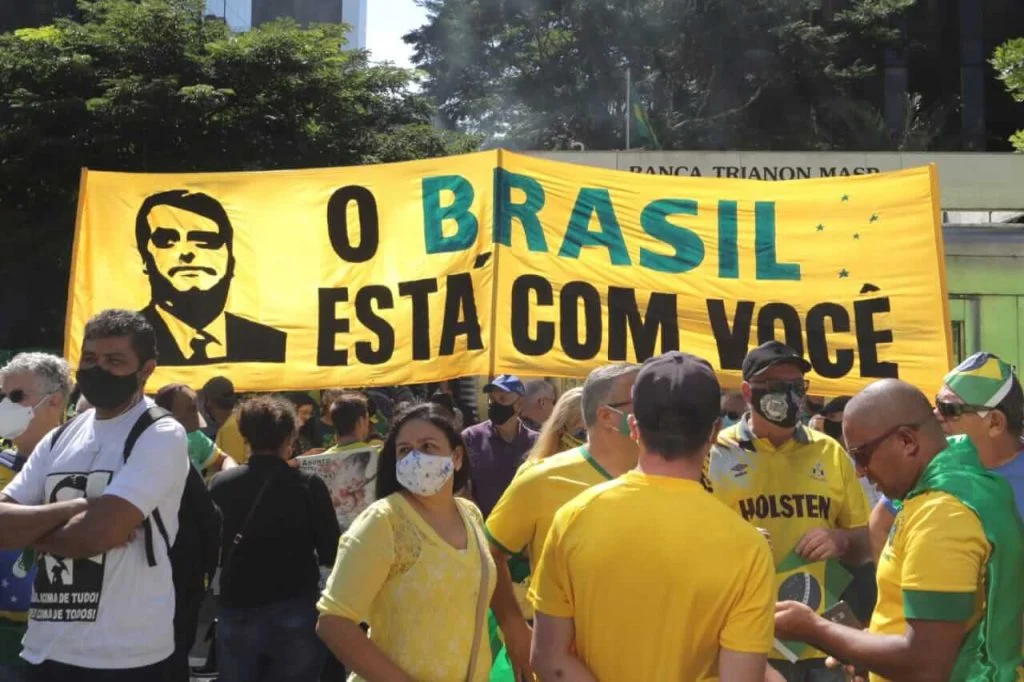 Evangélicos e caminhoneiros intensificam convocação para 7 de setembro