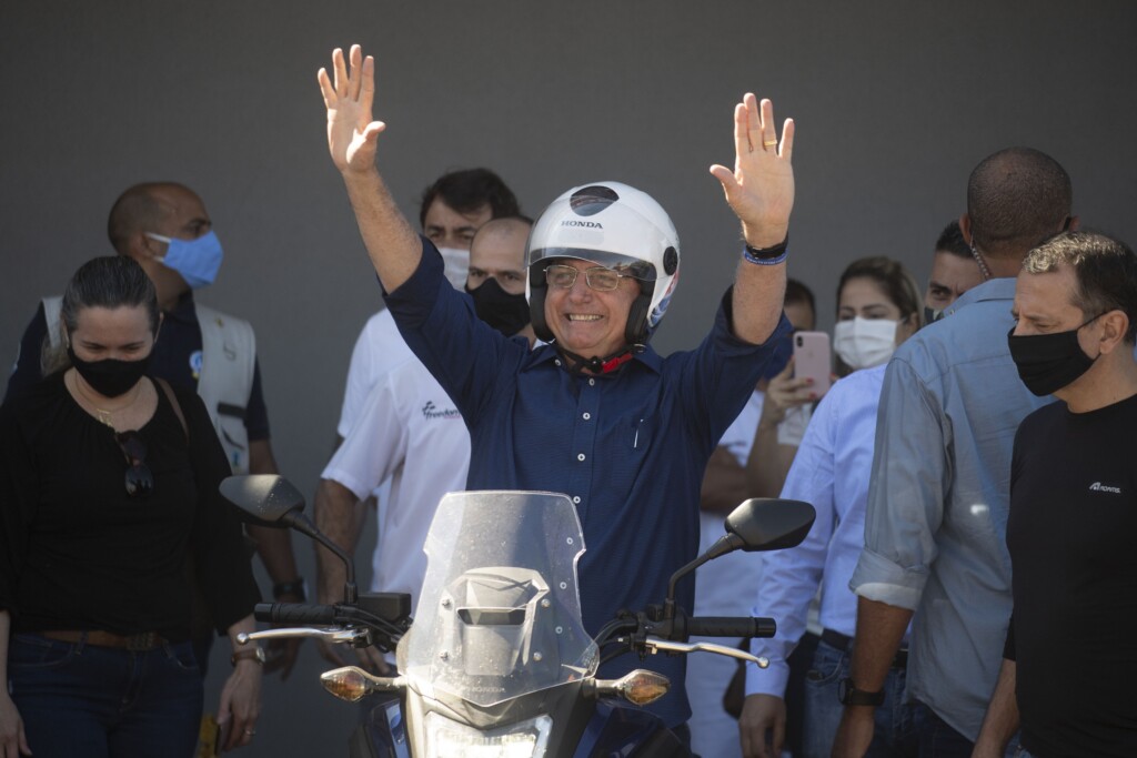 Bolsonaro convoca apoiadores para motociata em São Paulo