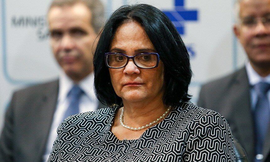 Damares rebate O Globo sobre anistias: “Só aplicando a lei”