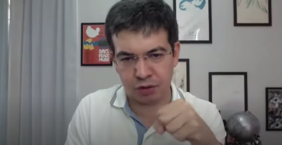 Bolsonaro não será preso apenas se for reeleito, diz Randolfe