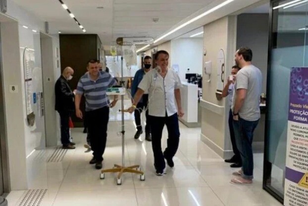 Jair Bolsonaro publica vídeo do hospital: ‘Seguimos progredindo’