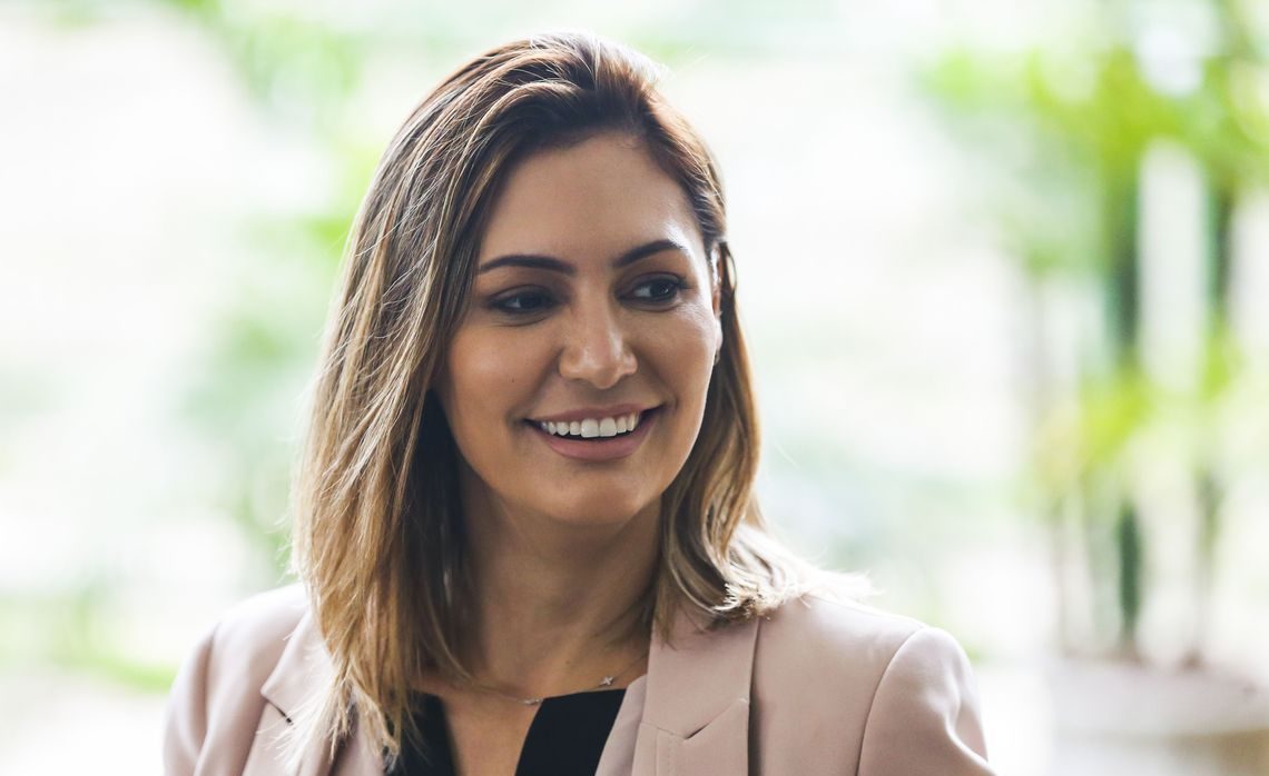 STF forma maioria para arquivar inquérito contra primeira-dama