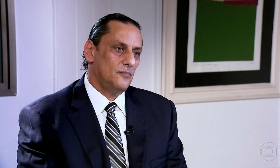 Wassef se irrita com repórter: ‘Na China, você desapareceria’