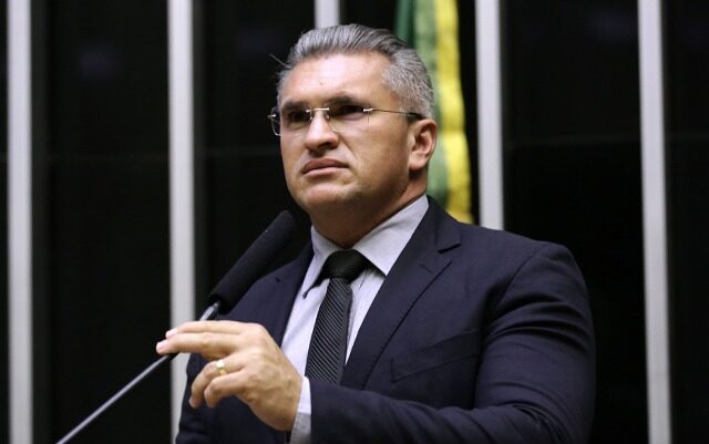 Deputado cria Lei Lucas Santos para criminalizar os “haters”
