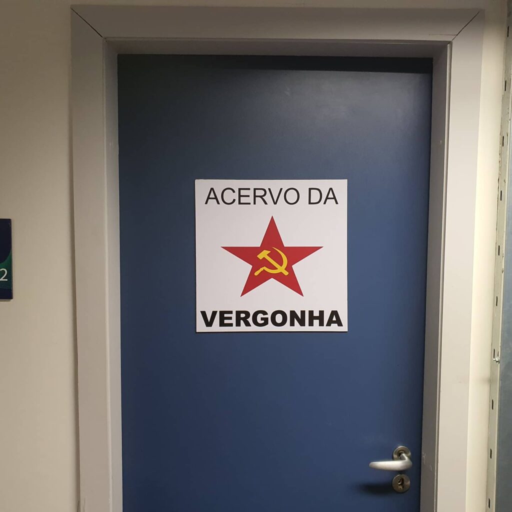 ‘Acervo da Vergonha’ armazena livros comunistas na Palmares