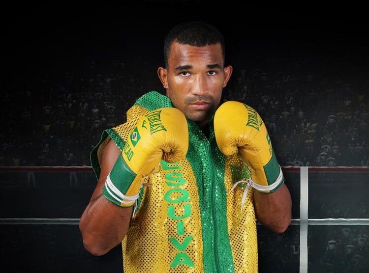 Colunista da Folha critica lutas olímpicas e medalhista responde