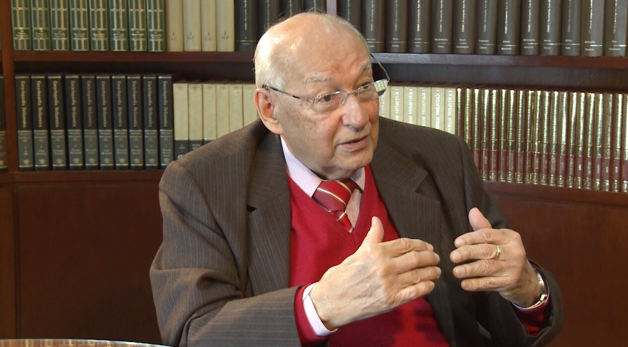 Ives Gandra classifica decisão de Moraes como “censura prévia”