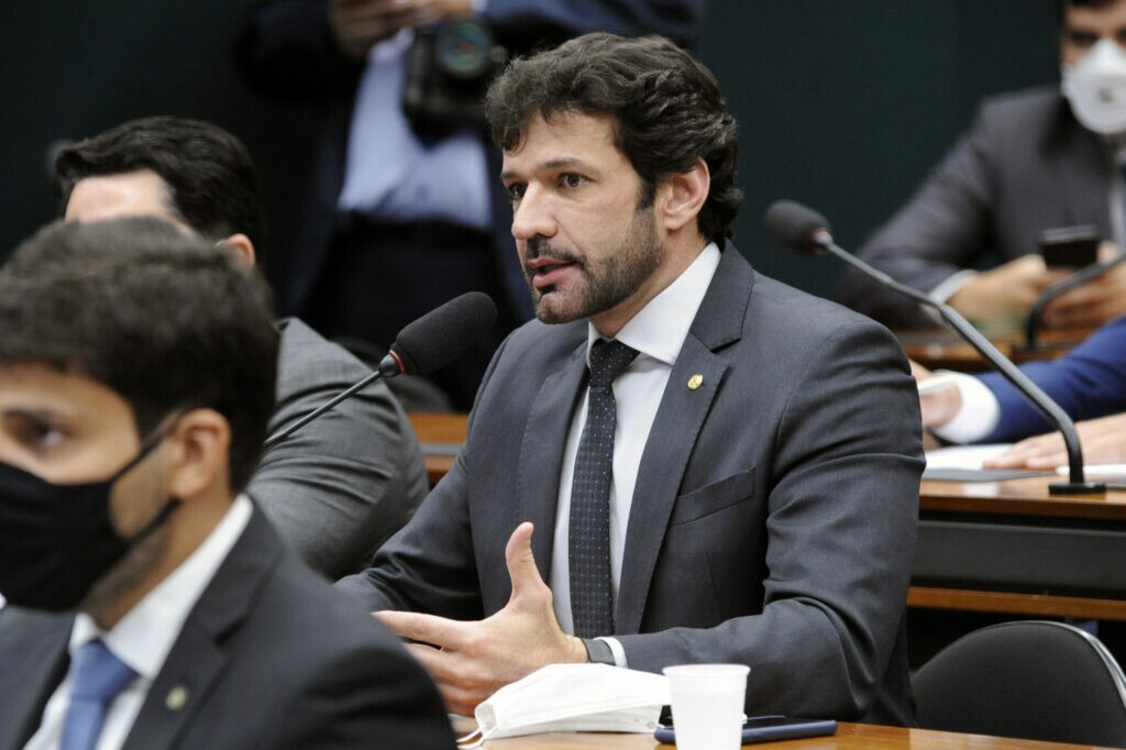 PEC do voto auditável: Deputado denuncia falha no sistema e que seu voto não foi computado