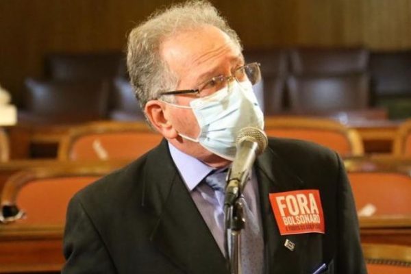 Vereador acusado de homofobia é afastado do Psol por 60 dias